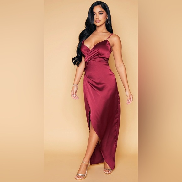 PRETTY LITTLE THING ~ Burgundy Satin Wrap-Detail Maxi Dress ~ Front Slit ~ Sz 8 - Picture 2 of 6